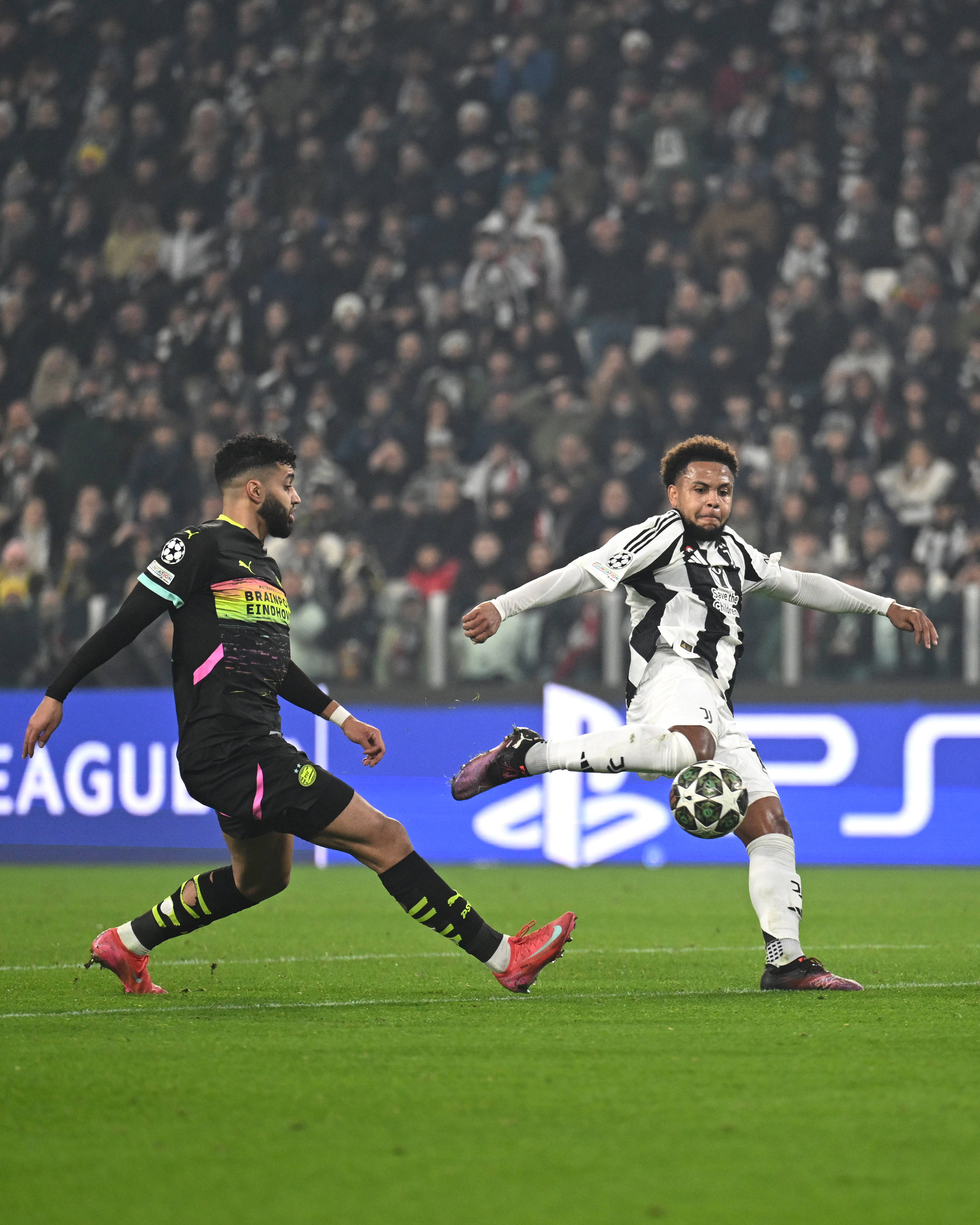 尤文上演绝杀,逆转战胜对手 尤文上演绝杀,逆转战胜对手